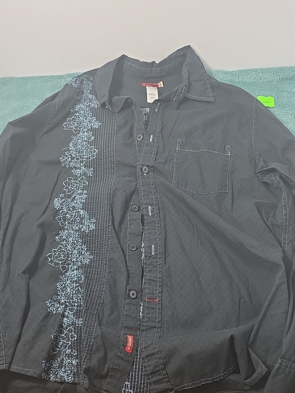 Vtg Y2k Guess Black Shirt with Red Logo Tag